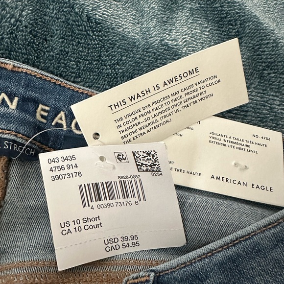 New with tags- American Eagle - Super High Rise Jegging- Size 10 Short- 30 W - Picture 7 of 7